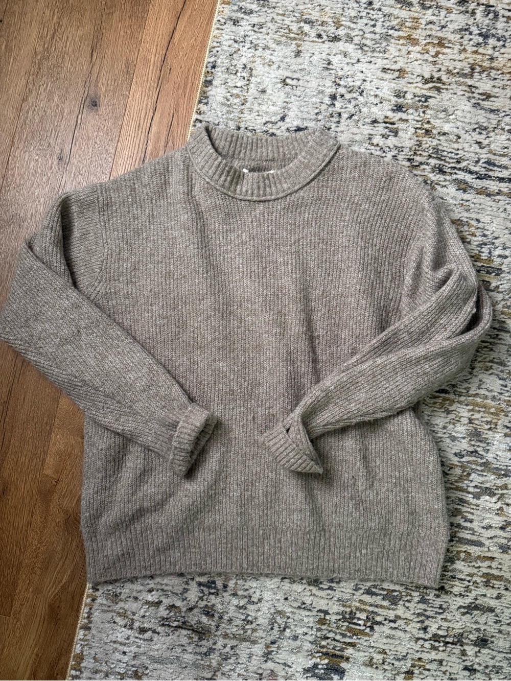 American Eagle Whoa So Soft Crewneck Knit Sweater in Taupe size Small